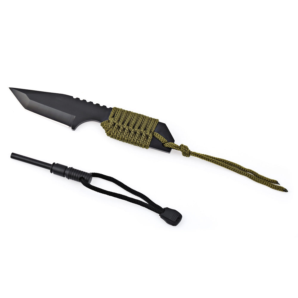 Tanto kniv med eldstartare