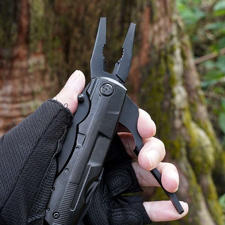 Multifunctional toolkit